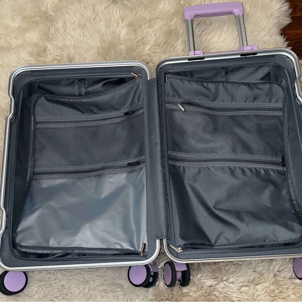 20" Carry-On Aluminum Frame ABS + PC Shell Suitcase - ZIPPERLESS - Picture 5 of 9